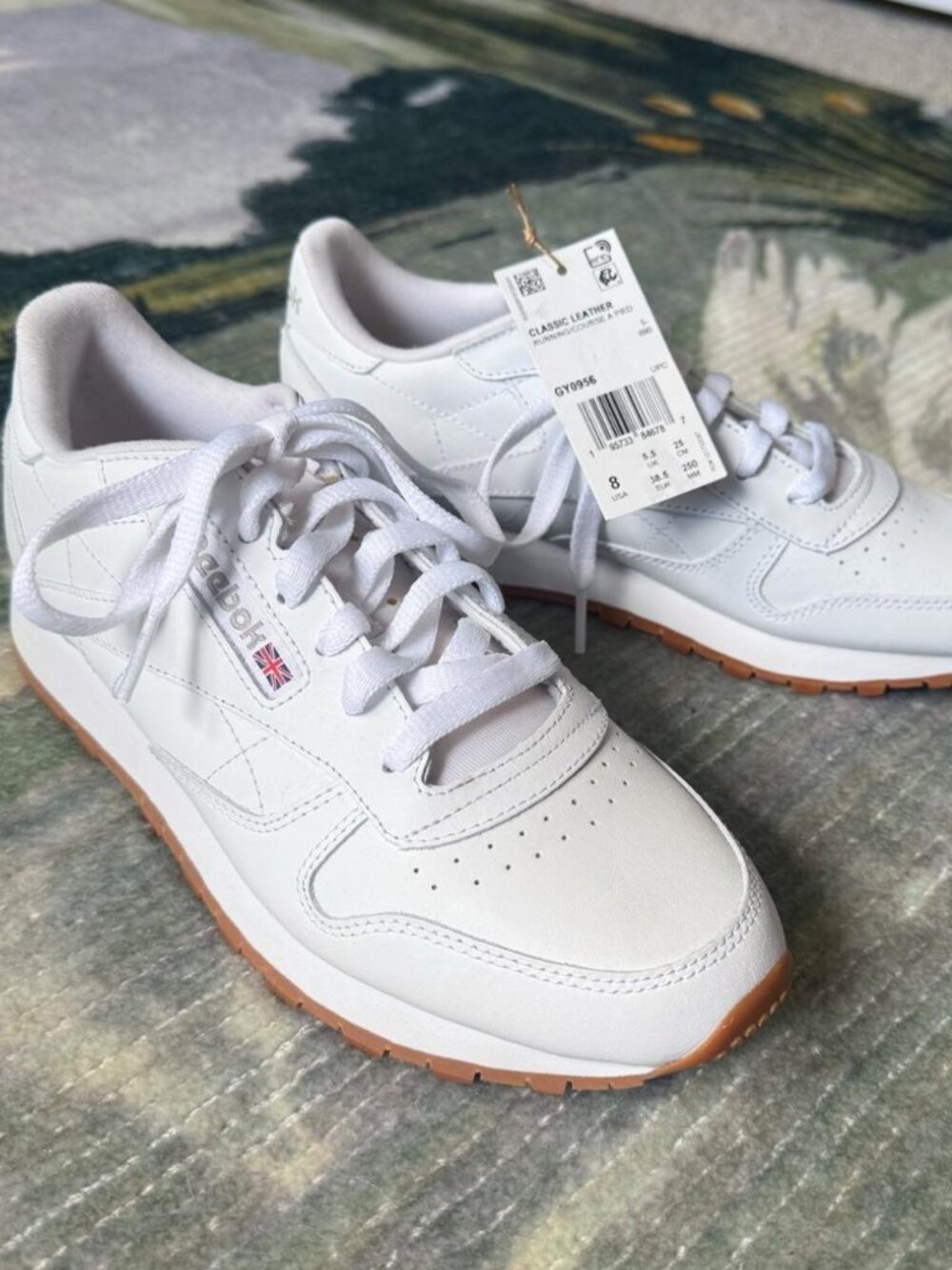 Reebok Classic Leather Sneakers NWT